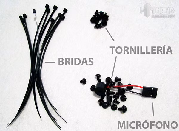 caja-talius-helios---bridas-y-tornilleria