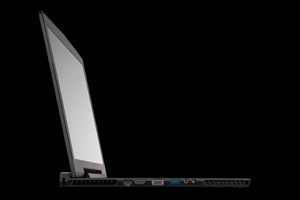 Aorus-de-lado