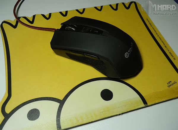 Raton-Talius-Tracker-alfombrilla-Simpson