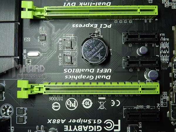 Placa-Base-Gigabyte-bateria