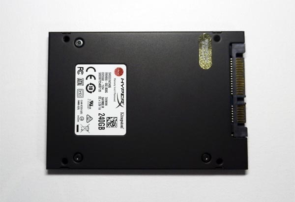 SSD HyperX Savage Trasera1