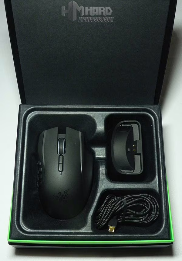 Raton-Razer-Naga-Epic-Chroma-11