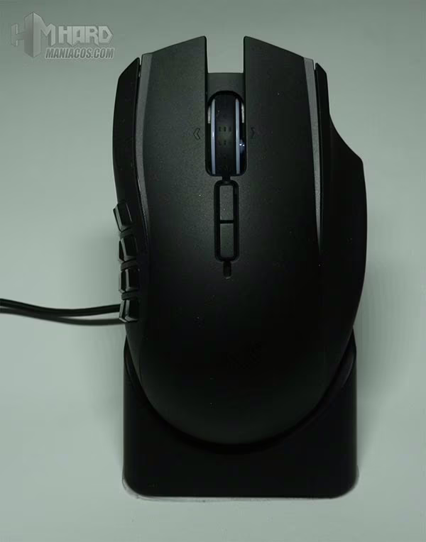 Raton-Razer-Naga-Epic-Chroma-61