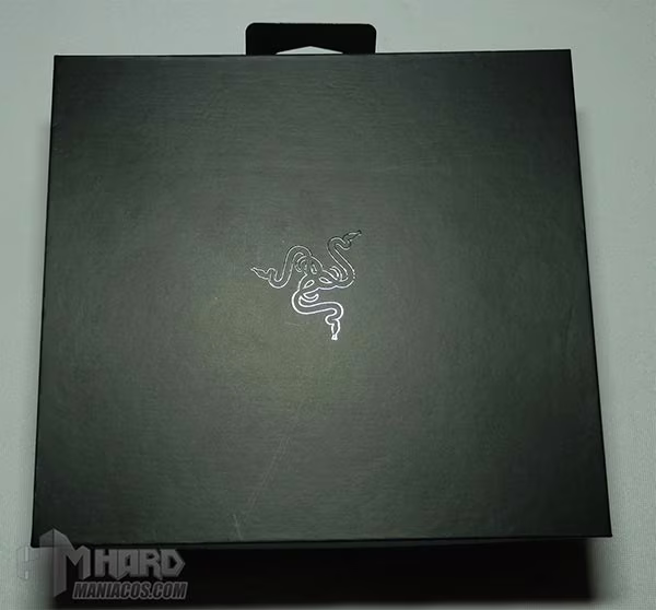 Raton-Razer-Naga-Epic-Chroma-7