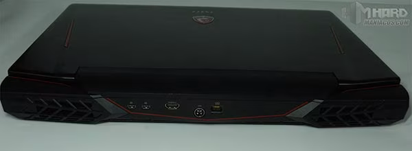 Portatil-GT80Titan-21