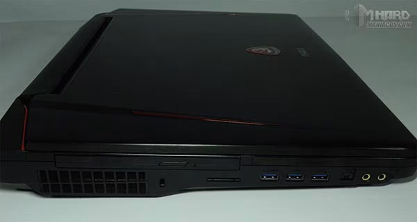 Portatil-GT80Titan-24