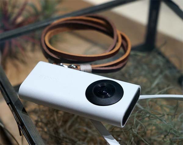 Xperia Eye 1