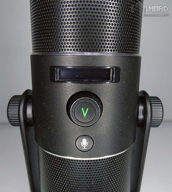 Razer-Seiren-17