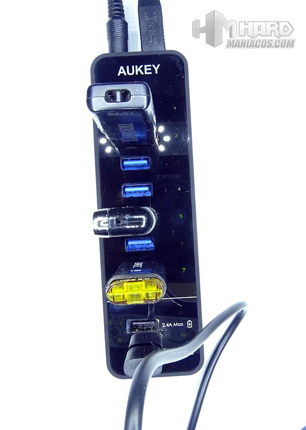 Hub USB 3.0 26