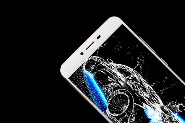 OUKITEL U15S pantalla