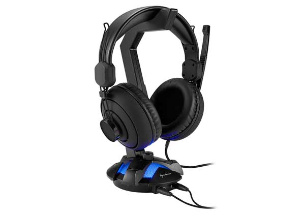 Sharkoon X-Rest 7-1 con auriculares