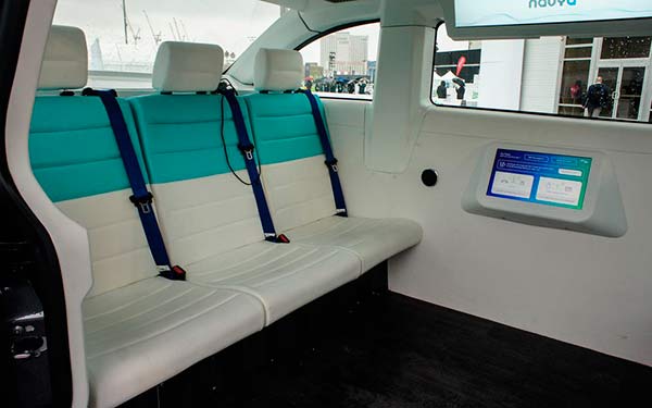 Autonom Cab interior