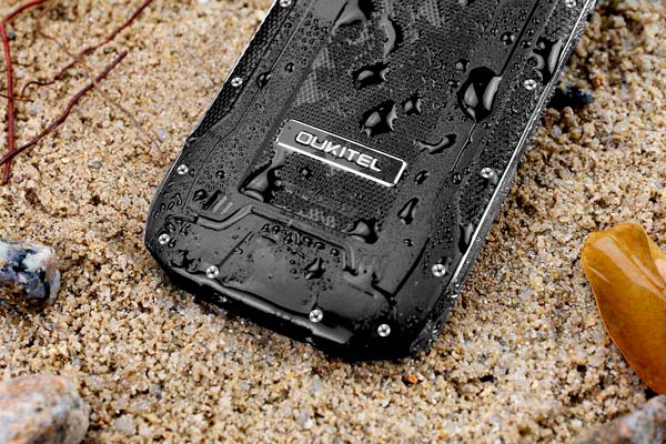 oukitel wp5000 parte trasera