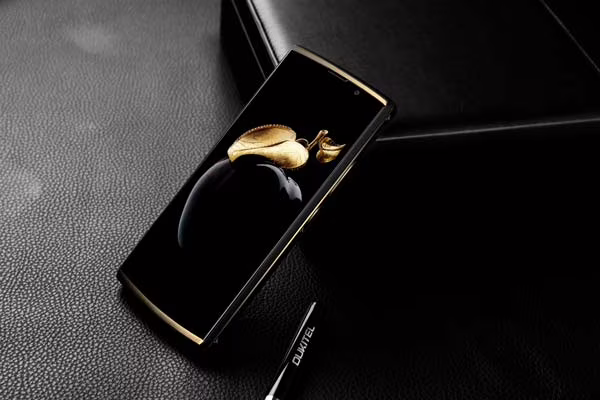 oukitel k7, portada