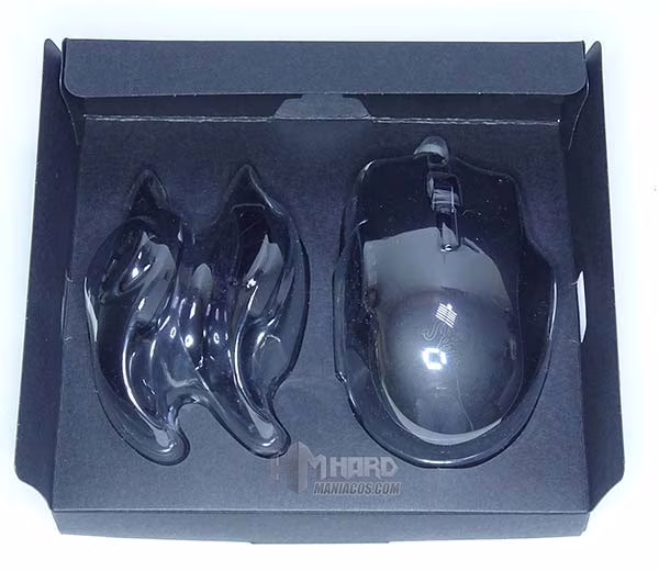 razer naga trinity, interior caja
