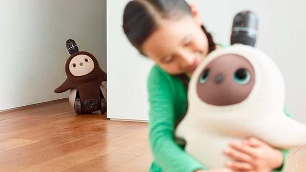 robot que da abrazos CES 2019