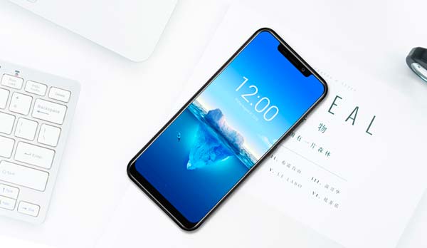 oukitel c12, pantalla