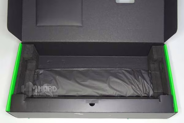 reposamuñecas Razer Huntsman Elite en caja
