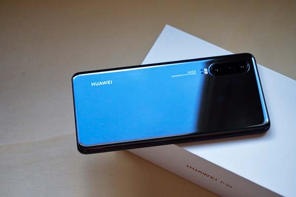 Huawei P30 diseño