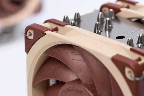 noctua nh-u12a esquinas engomadas