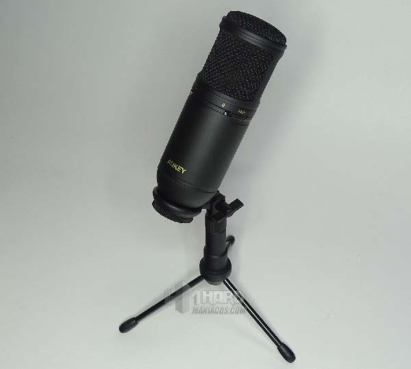 microfono condensador Aukey Mi-U2 en soporte