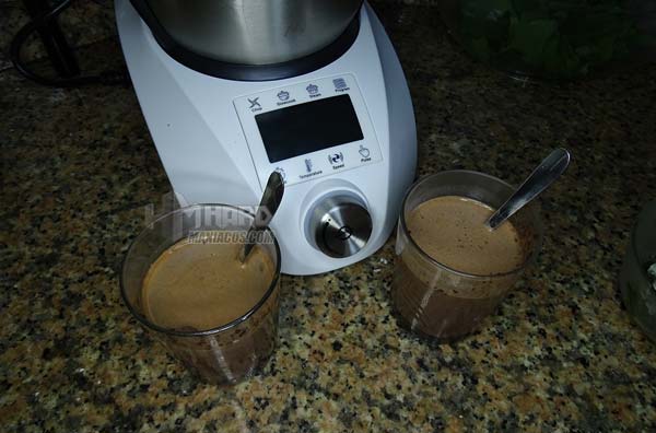 batidos cacao caliente chefbot compact ikohs