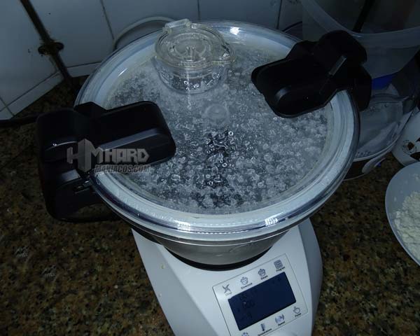 chefbot compact picando hielo