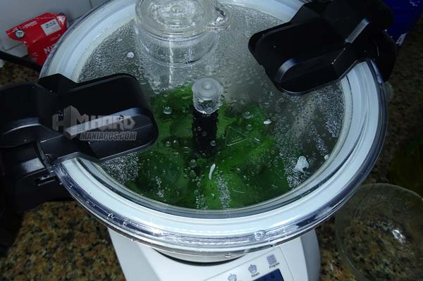 espinacas robot cocina chefbot compact