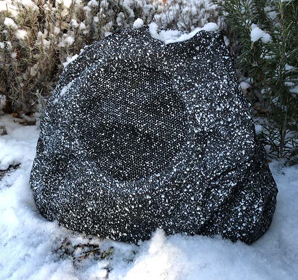 altavoz piedra Lithe Audio Rock Speaker en nieve