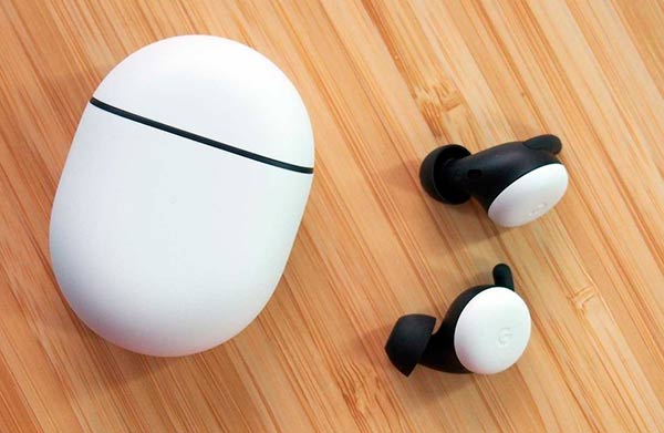auriculares y funda Google Pixel Buds 2020