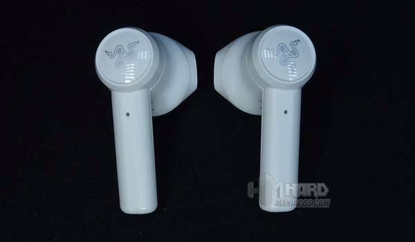 Razer Hammerhead True Wireless Earbuds Mercury por fuera