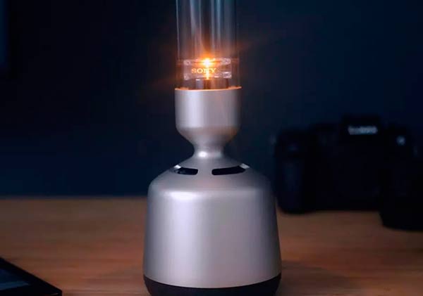 iluminacion como vela altavoz Sony de cristal