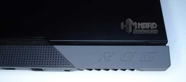 pieza gris diseño ROG Strix SCAR 15 G533