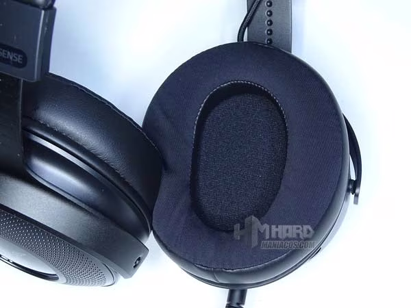 almohadilla orejera Razer Kraken V3 Hypersense por dentro