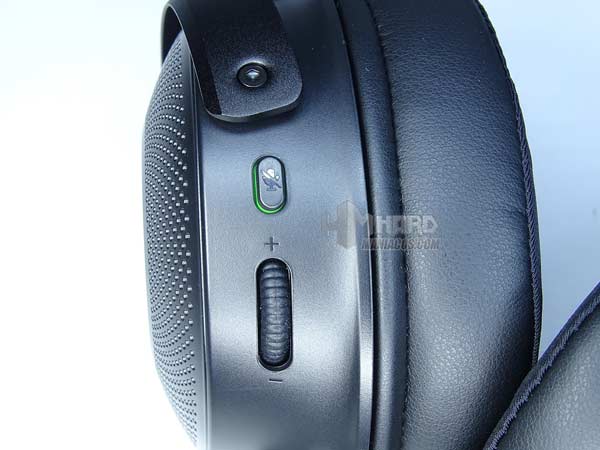 botones en auriculares Razer Kraken V3 Hypersense