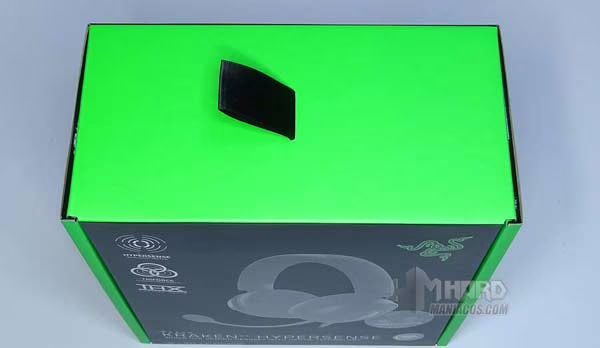 asa parte de arriba caja de Razer Kraken V3 Hypersense
