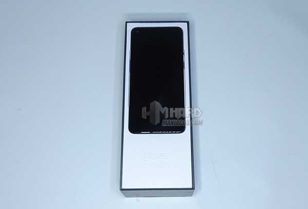 movil OnePlus 9 en caja
