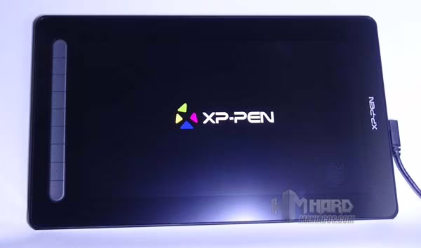 tabelt XPPen Artist 13 2ª generación encendida