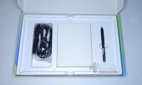 caja XPPen Artist 13 2ª generación unboxing