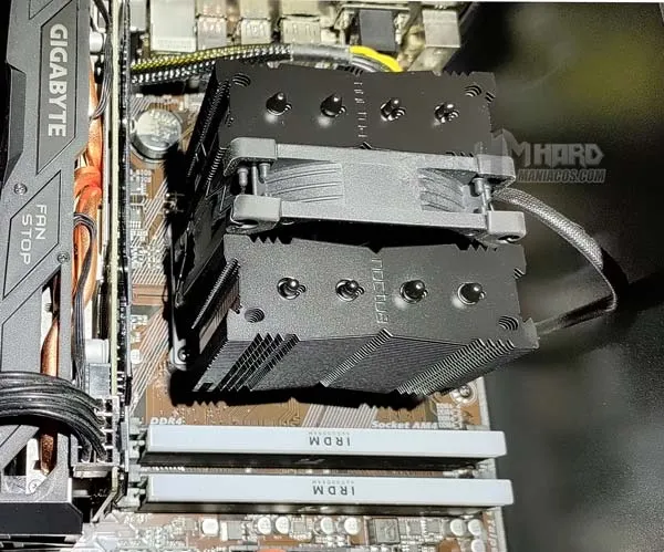 Test NH-D9L Chromax.black de Noctua