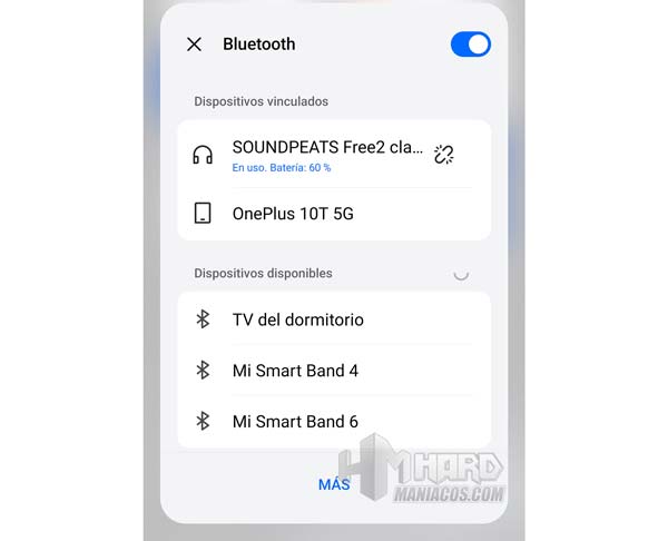 auriculares Bluetooth conectados a OnePlus 12