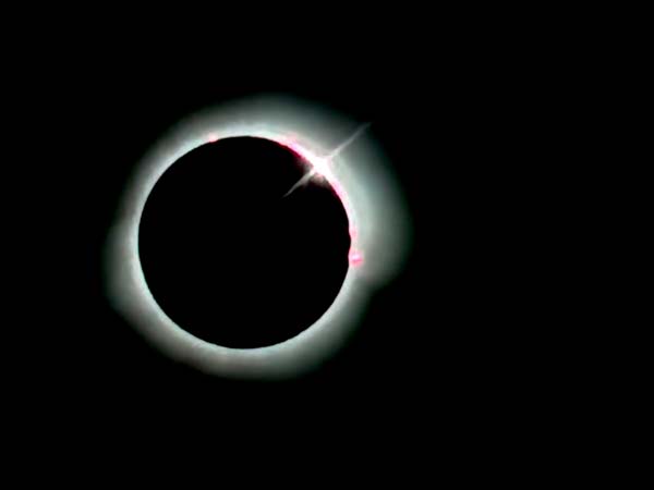 Aplicación Solar Snap guiando al usuario durante la fotografía de un eclipse solar