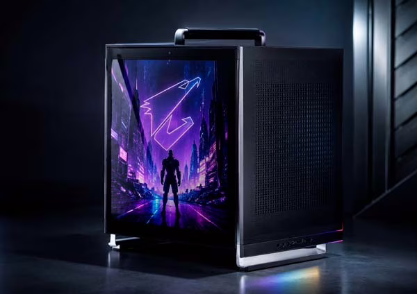 Pantalla de 16 pulgadas integrada en el lateral del chasis gaming AORUS C510 Glass Infinity