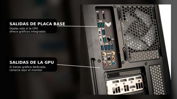 Conectores HDMI y DisplayPort de la tarjeta gráfica y de la placa base para comprobar dónde conectar el monitor