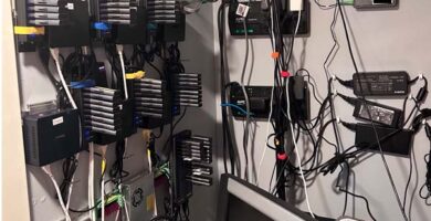 Prueba de durabilidad de 284 tarjetas microSD durante tres años con más de 133 petabytes escritos