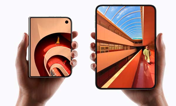 iPhone Duo abierto y cerrado con pantallas de 7,6 y 5,4 pulgadas