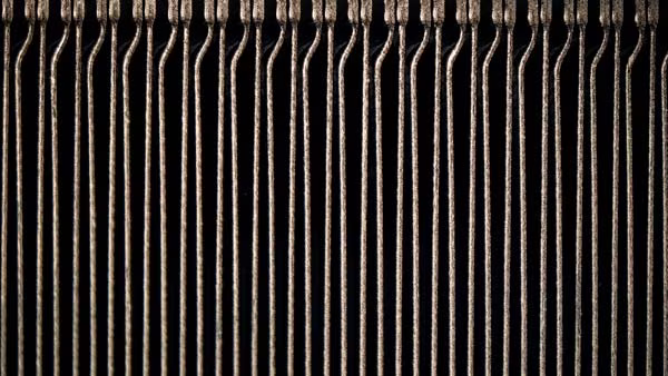 Detalle de la geometría de los canales JouleForce diseñada para aumentar la transferencia térmica con aire