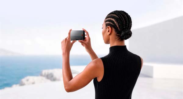 Lexar Muse conectado a un iPhone compatible para grabar Apple ProRes 4K hasta 120 fps