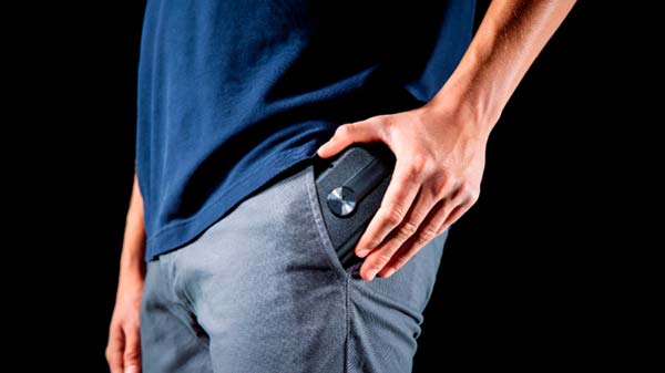 Razer Prio desplegándose mediante su mecanismo giratorio