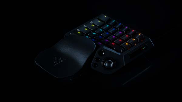 Razer Tartarus V2 Pro con 31 controles programables y switches ópticos analógicos